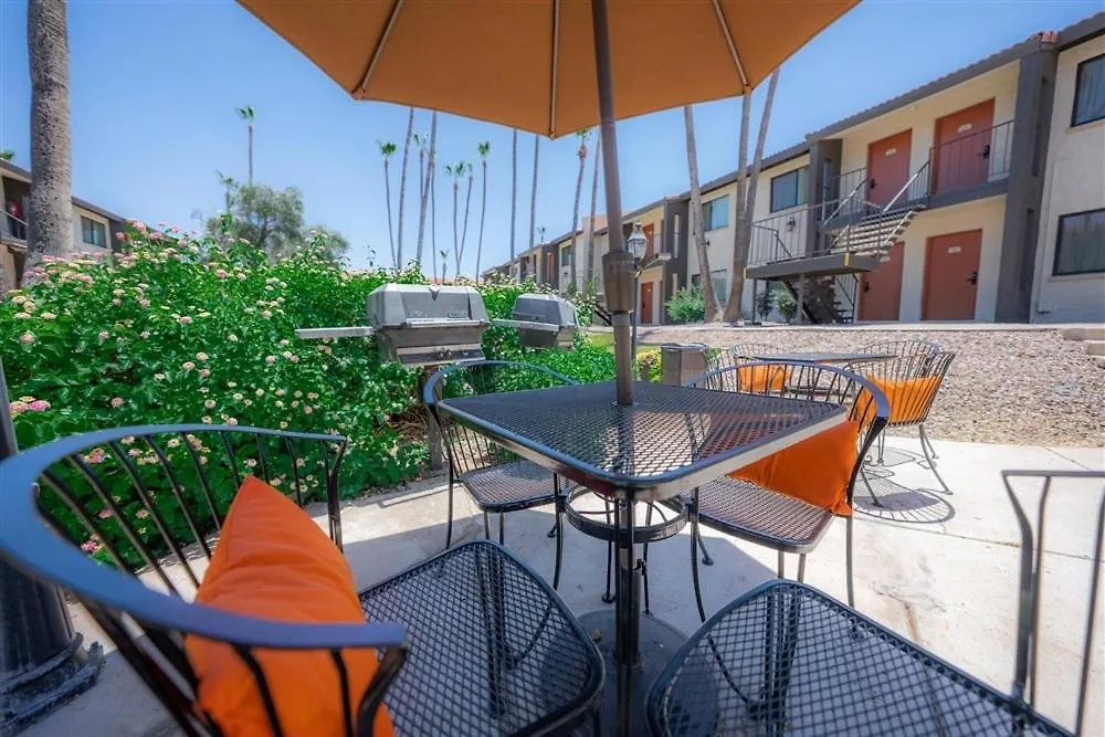 شقة 218 Fully Furnished 1Br Suite-Outdoor Pool سكوتسدايل
