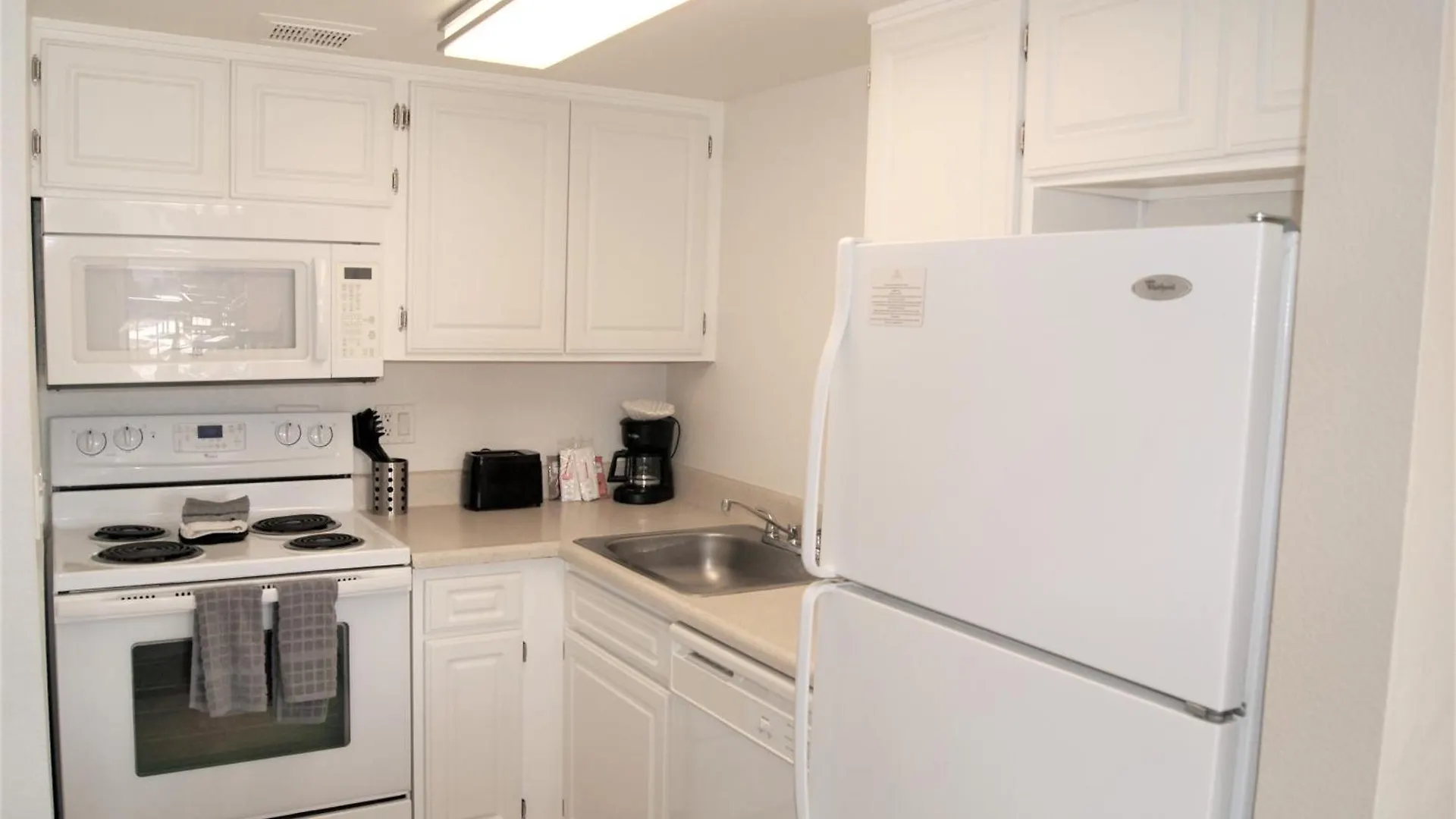 218 Fully Furnished 1Br Suite-Outdoor Pool سكوتسدايل 0*,  الولايات المتحدة الأمريكية